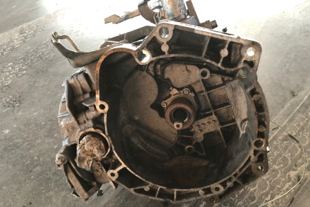 Caixa de Velocidades Opel Corsa 6 velocidades (caixa de 3 veios)