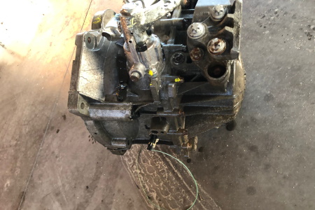 Caixa de Velocidades Opel Corsa 6 velocidades (caixa de 3 veios)